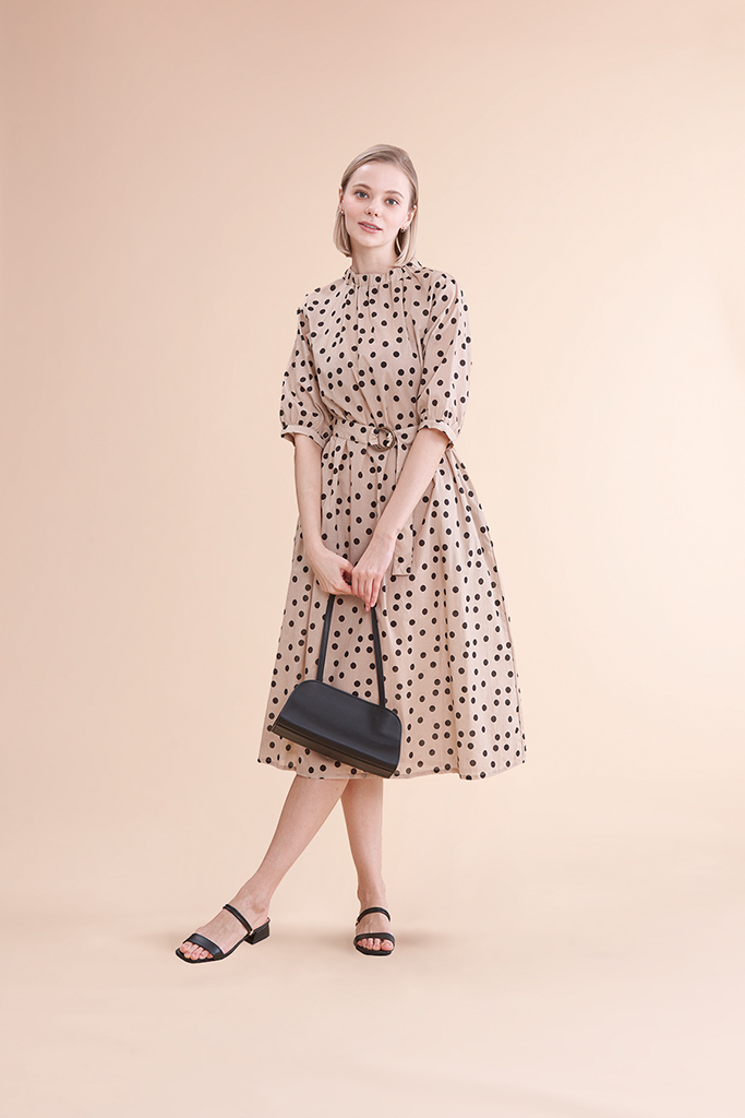 Anna Nicola〈アンナ ニコラ〉